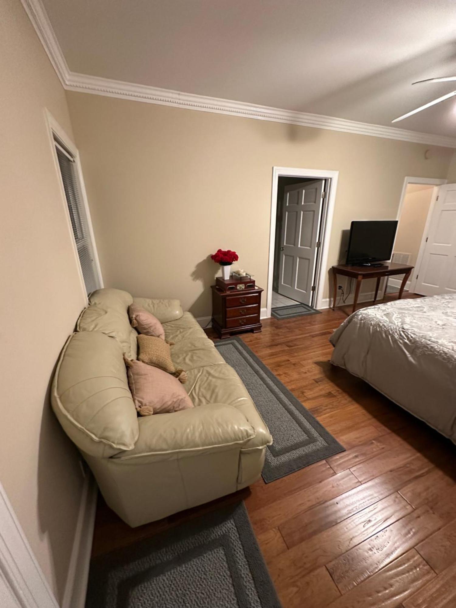 Moorefield Suites Greensboro East McLeansville エクステリア 写真