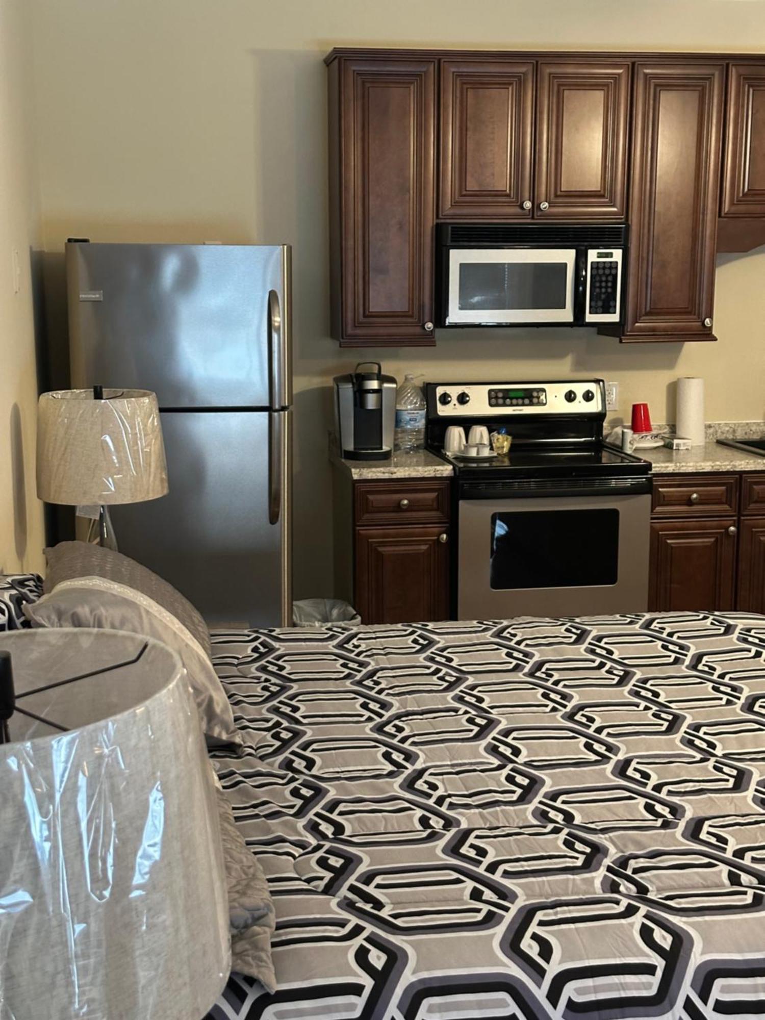 Moorefield Suites Greensboro East McLeansville エクステリア 写真